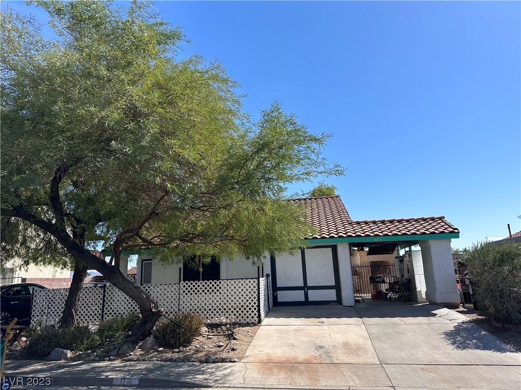 1731 Paloma Avenue, Laughlin, Nevada image 2