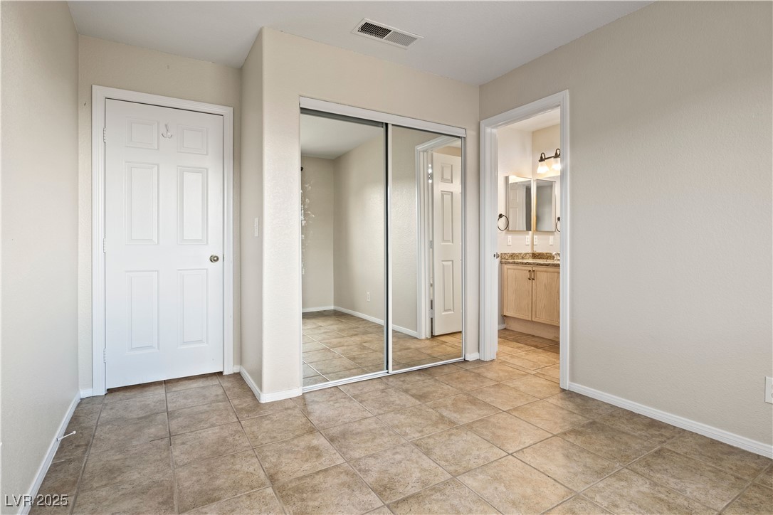 Henderson, Nevada 89002, United States, 4 Bedrooms Bedrooms, ,3 BathroomsBathrooms,Residential,Active,81597