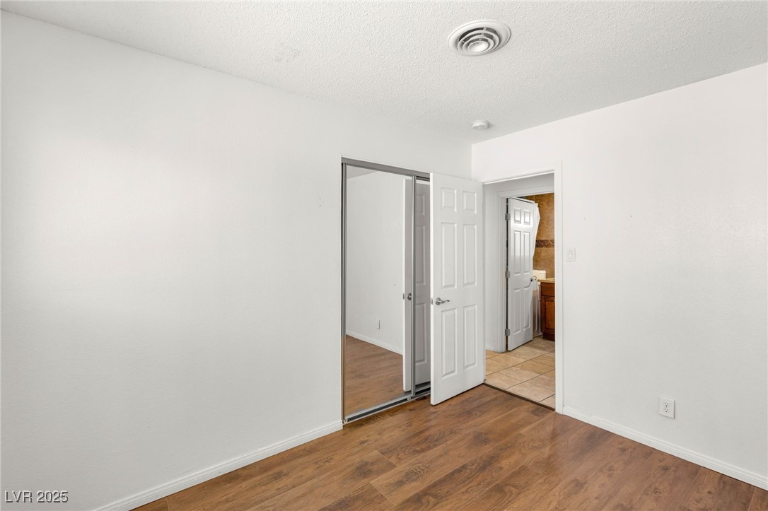 Las Vegas, Nevada 89106, United States, 4 Bedrooms Bedrooms, ,2 BathroomsBathrooms,Residential,Active,208616