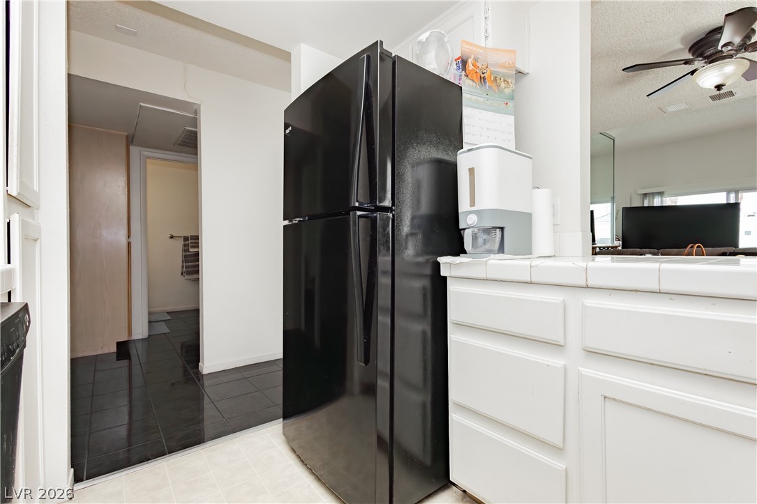 7100 Pirates Cove Road 2090