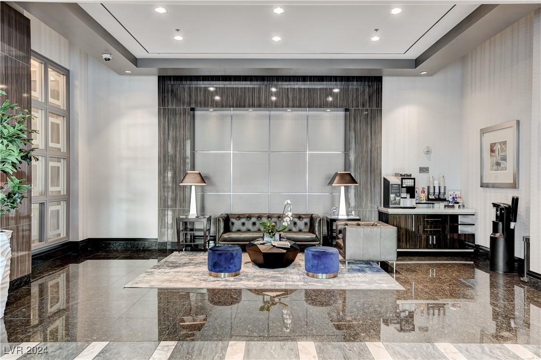 Las Vegas, Nevada 89109, United States, 2 Bedrooms Bedrooms, ,3 BathroomsBathrooms,Residential,Active,37844
