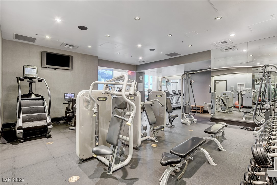 Las Vegas, Nevada 89109, United States, 2 Bedrooms Bedrooms, ,3 BathroomsBathrooms,Residential,Active,37844