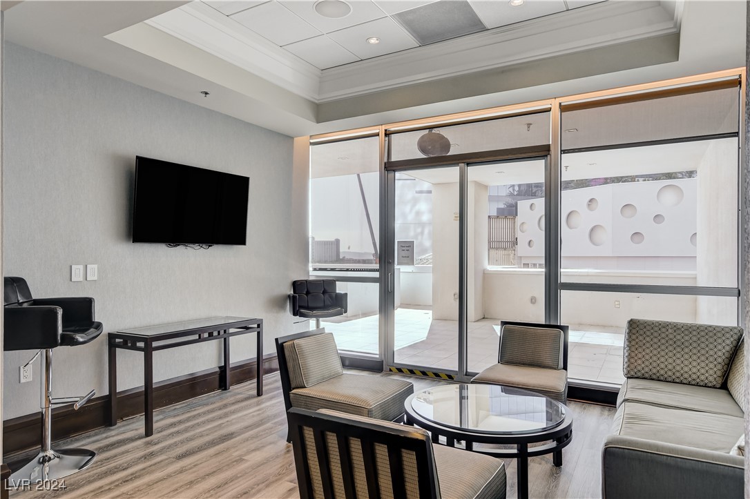 Las Vegas, Nevada 89109, United States, 2 Bedrooms Bedrooms, ,3 BathroomsBathrooms,Residential,Active,37844