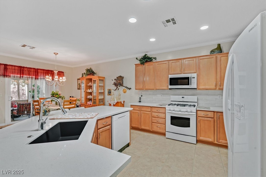 7741 Fruit Dove Street, North Las Vegas, Nevada image 9