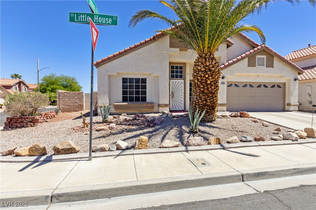 1084 Little House Court, Henderson, Nevada image 3