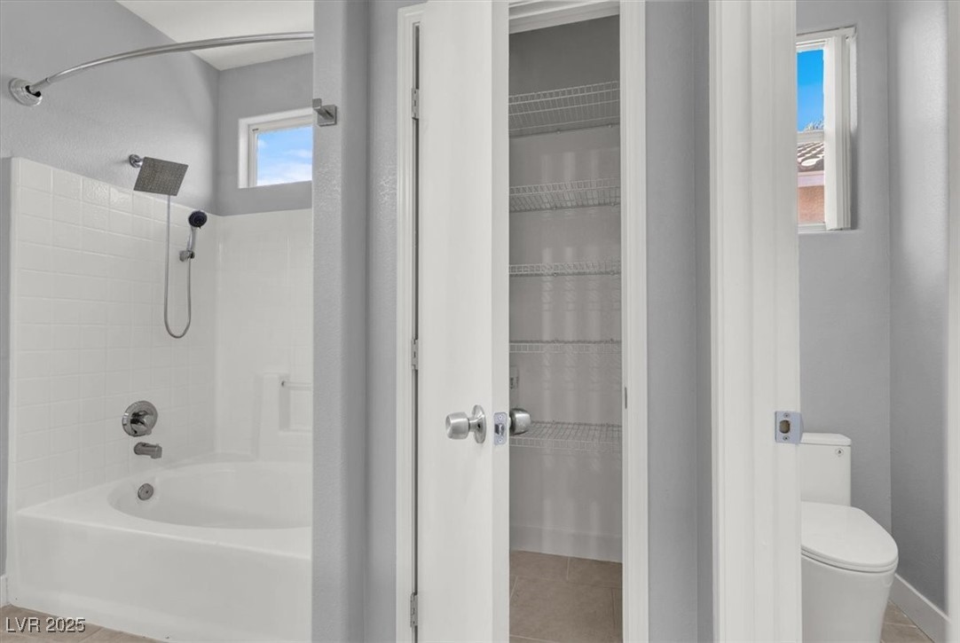 Las Vegas, Nevada 89122, United States, 3 Bedrooms Bedrooms, ,2 BathroomsBathrooms,Residential,Active,8176