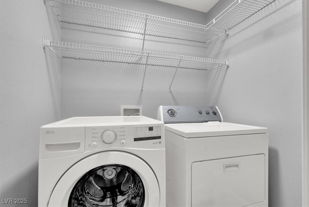 Las Vegas, Nevada 89122, United States, 3 Bedrooms Bedrooms, ,2 BathroomsBathrooms,Residential,Active,8176