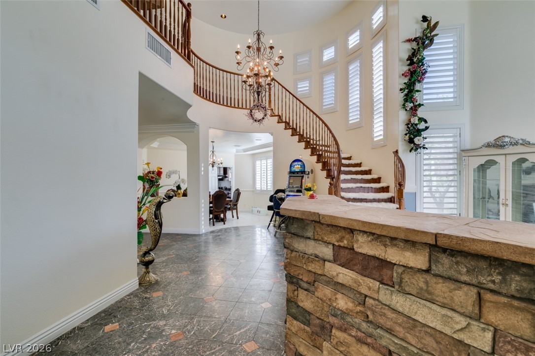 10 Gulf Pines Avenue