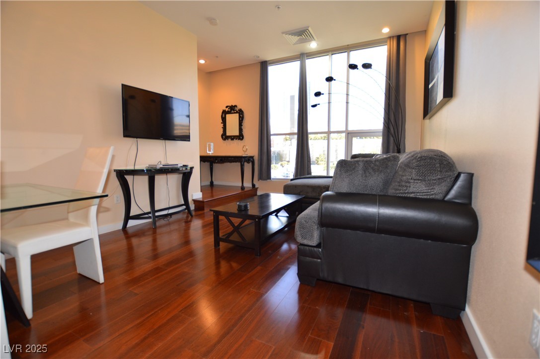 4585 Dean Martin Drive 205