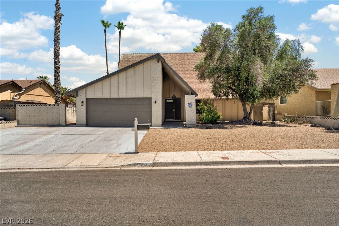 4431 El Campana Way