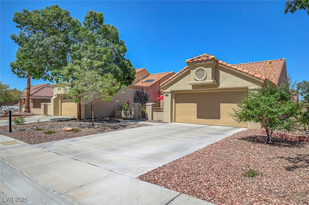2456 Desert Butte Drive
