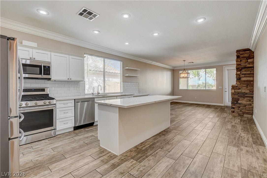 1720 Timber Cove Court