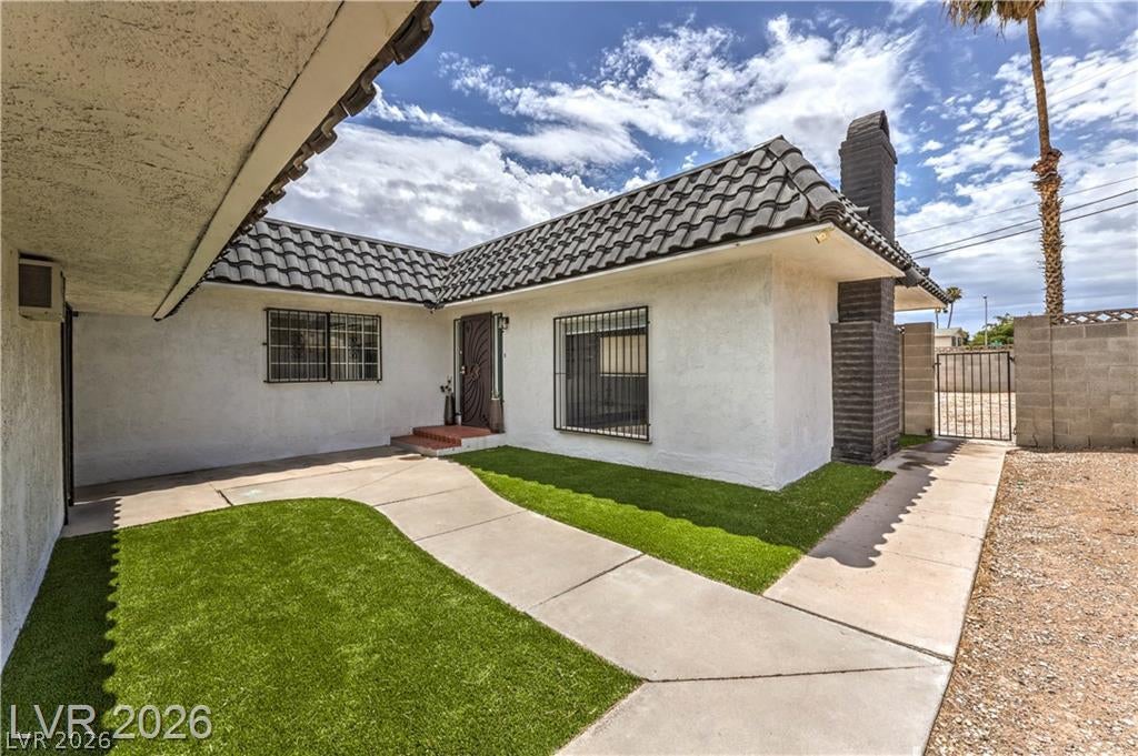 3811 Tumbleweed Avenue