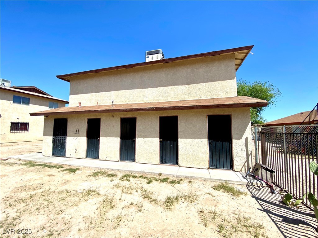 1520 Henry Drive
