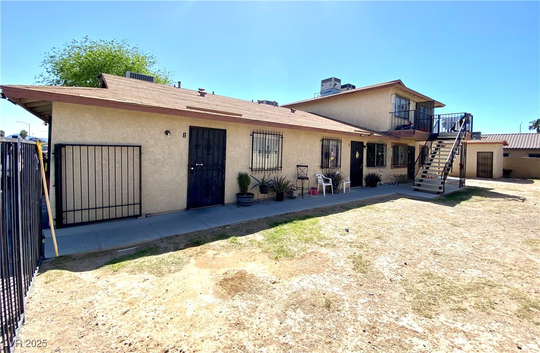 1520 Henry Drive