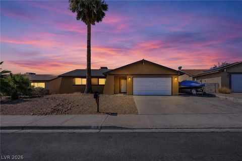 Photo of 516 N Summit Drive, Henderson, NV 89002 (MLS # 2801090)