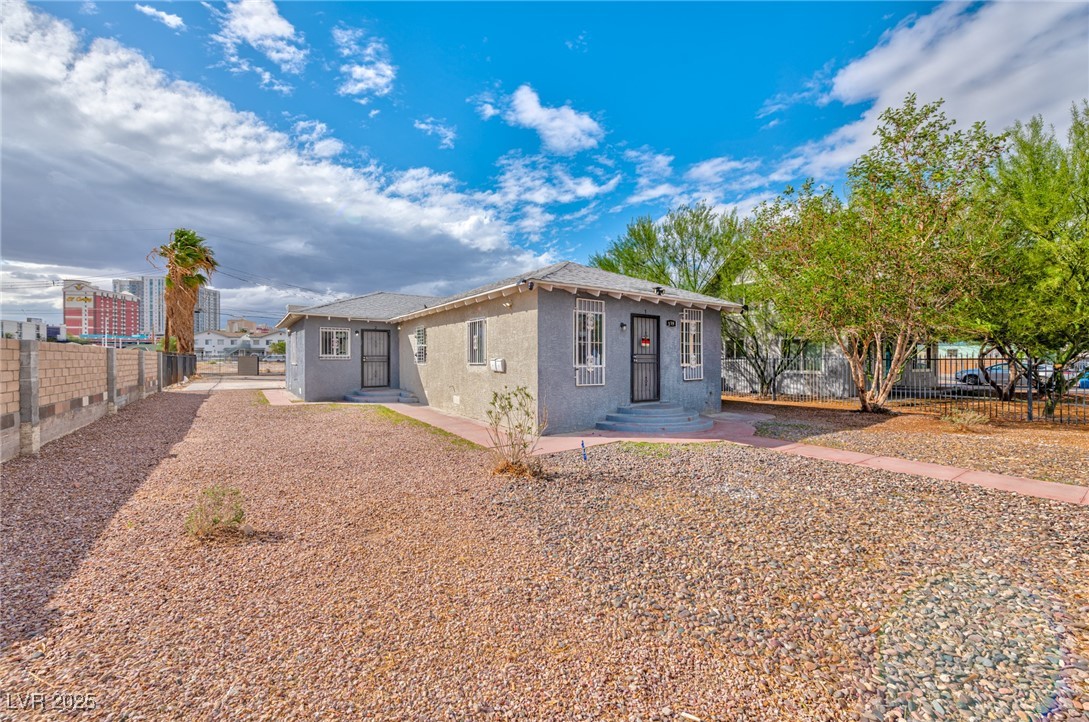 339 N 10th Street 1