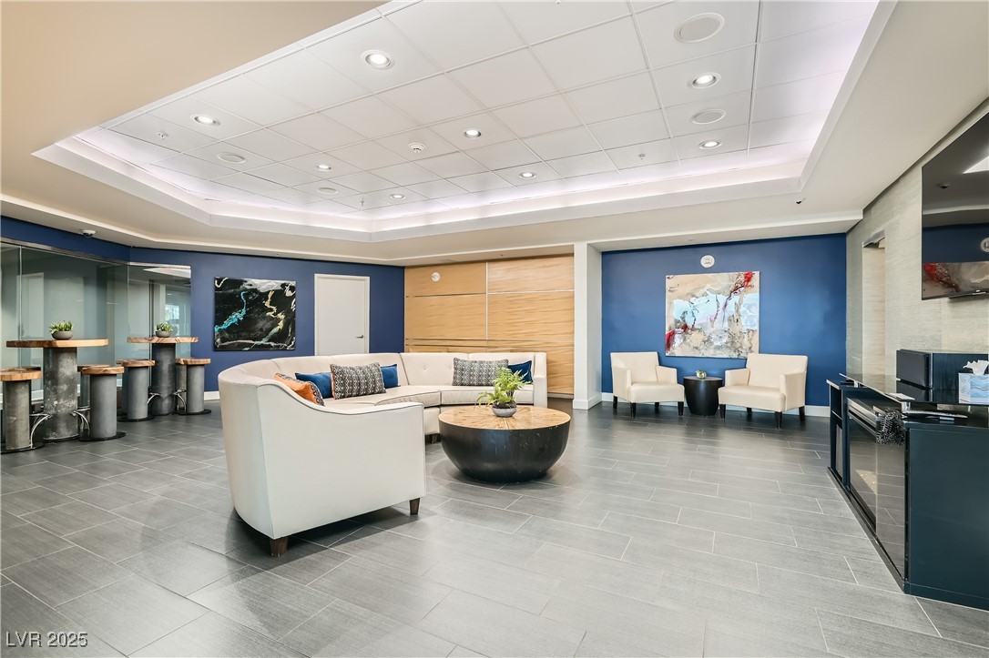 200 W Sahara Avenue 1102