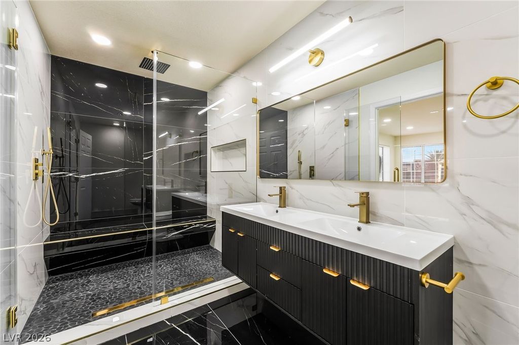 Photo of 2200 S Fort Apache Road #2073, Las Vegas, NV 89117 (MLS # 2776536)