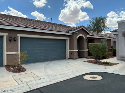 Townhouse For Rent - 5415 Blue Oat Avenue<br/> Clark County, Las Vegas, NV 89141