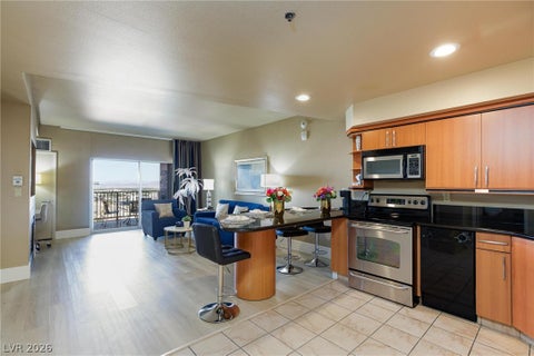 Tiny photo for 211 E Flamingo Road #1511, Las Vegas, NV 89169 (MLS # 2770004)