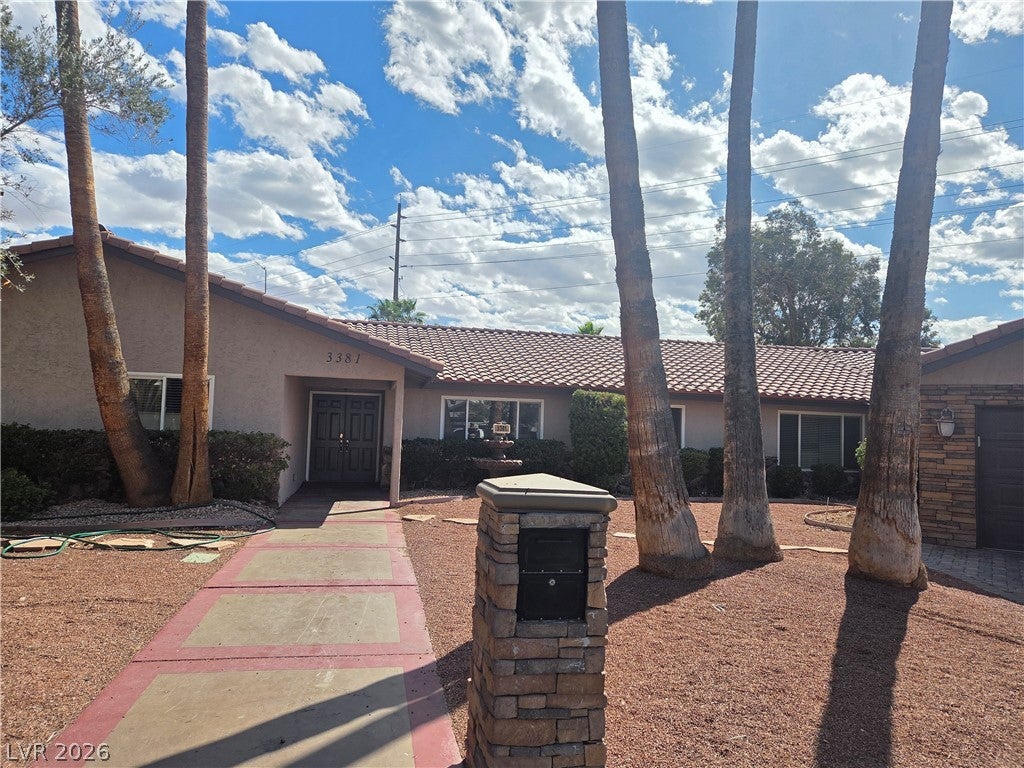 3381 Westwind Road