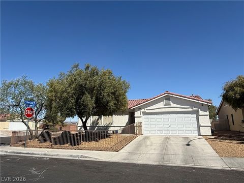 Homes For Sale - 5324 Jungle Orchard Street<br/> North Las Vegas, NV 89031