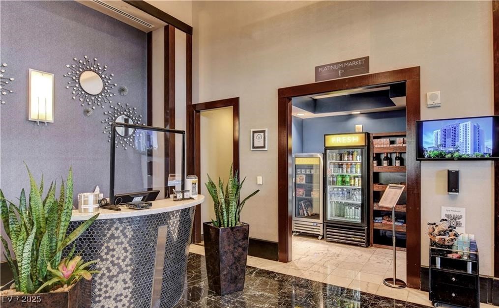 211 E Flamingo Road 720