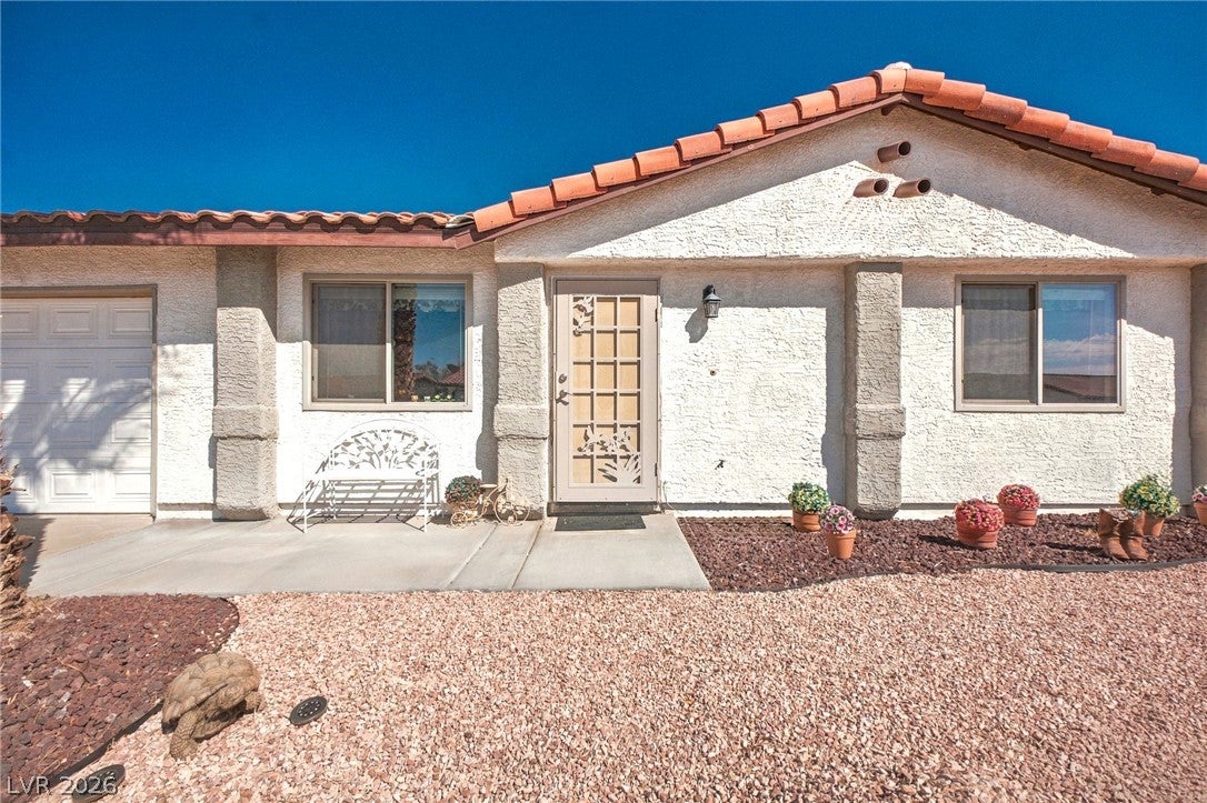 1872 Maricopa Drive
