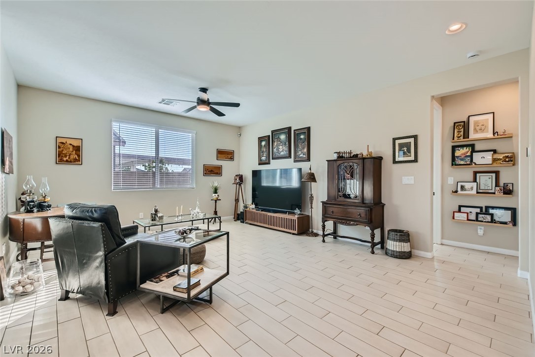 6350 Carsey Crest Street