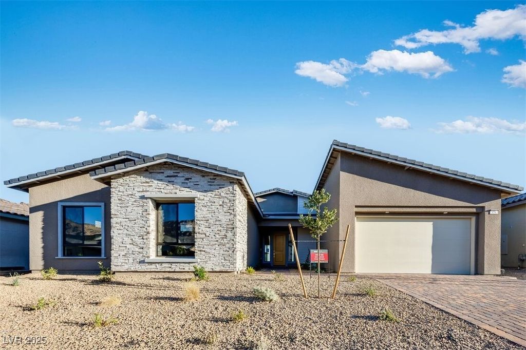 Photo of 454 Carter House Way, Las Vegas, NV 89138 (MLS # 2687316)