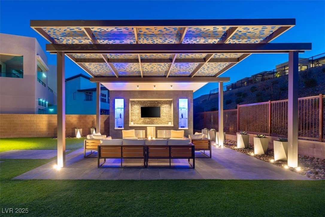 5231 Iron River Court