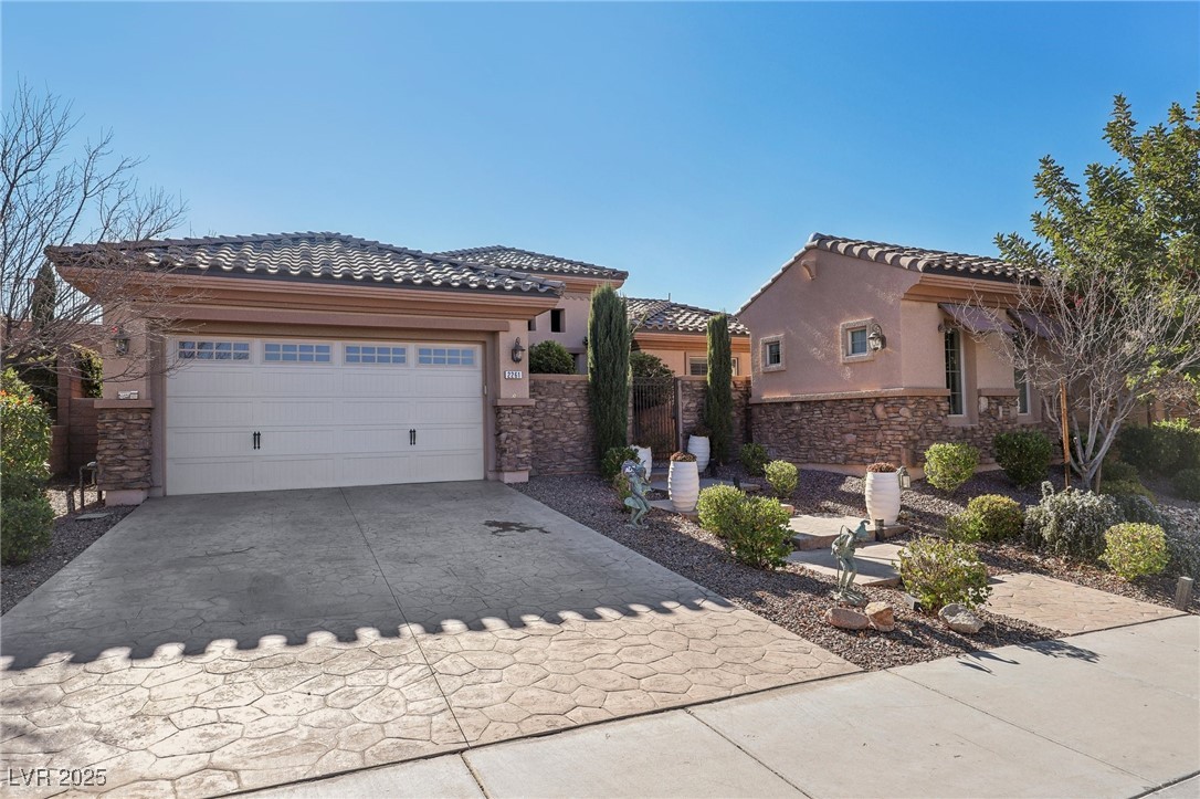 2261 Boutique Avenue, Henderson, Nevada image 2