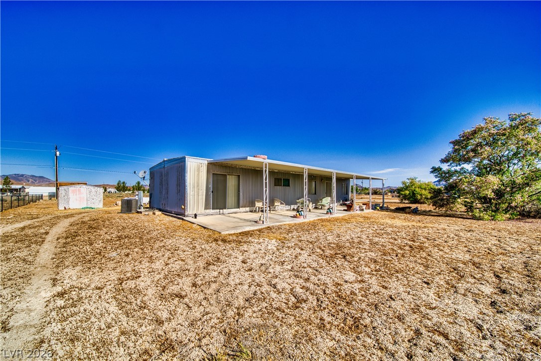 1260 Windy Lane