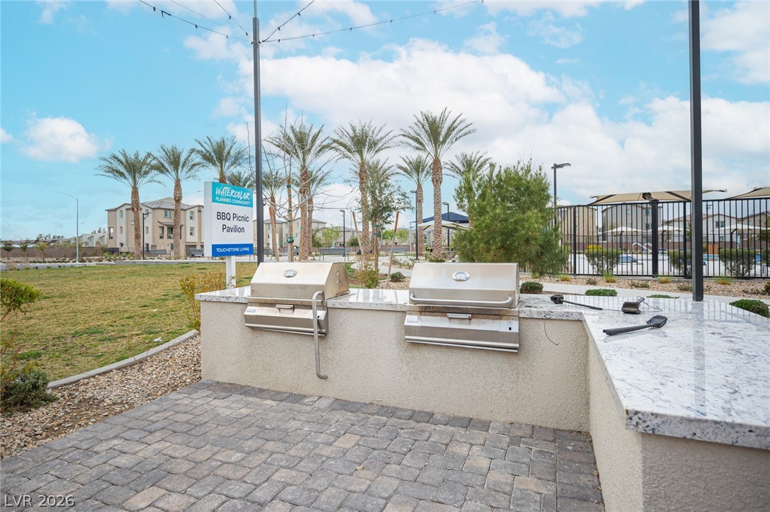 2669 Champagne Gold Avenue 337