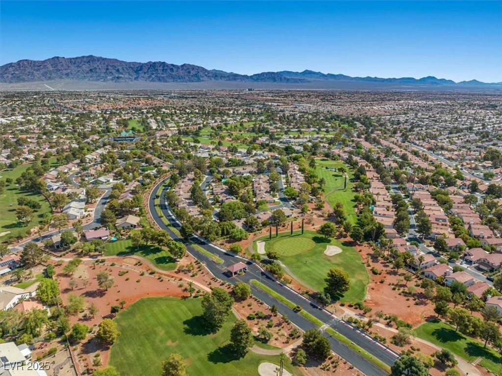 Properties 4 5320 CASTLE HARBOR Avenue