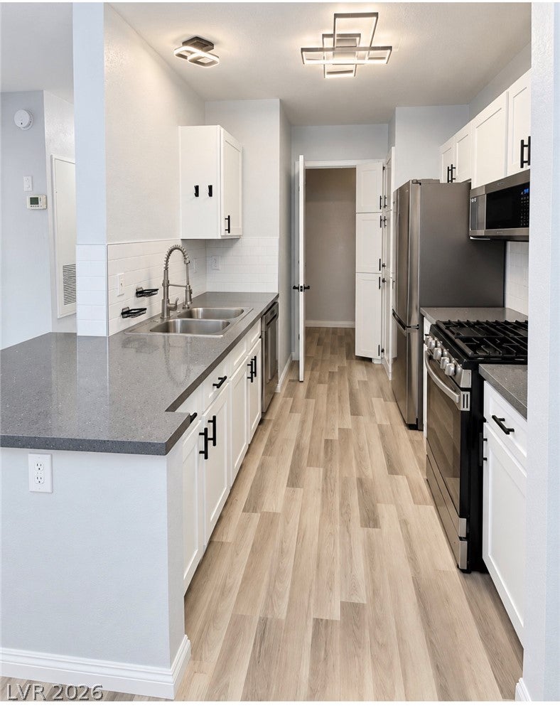 2200 S Fort Apache Road 2157