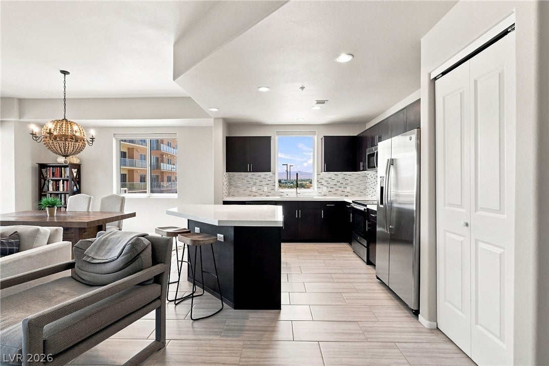 8255 Las Vegas Boulevard 610