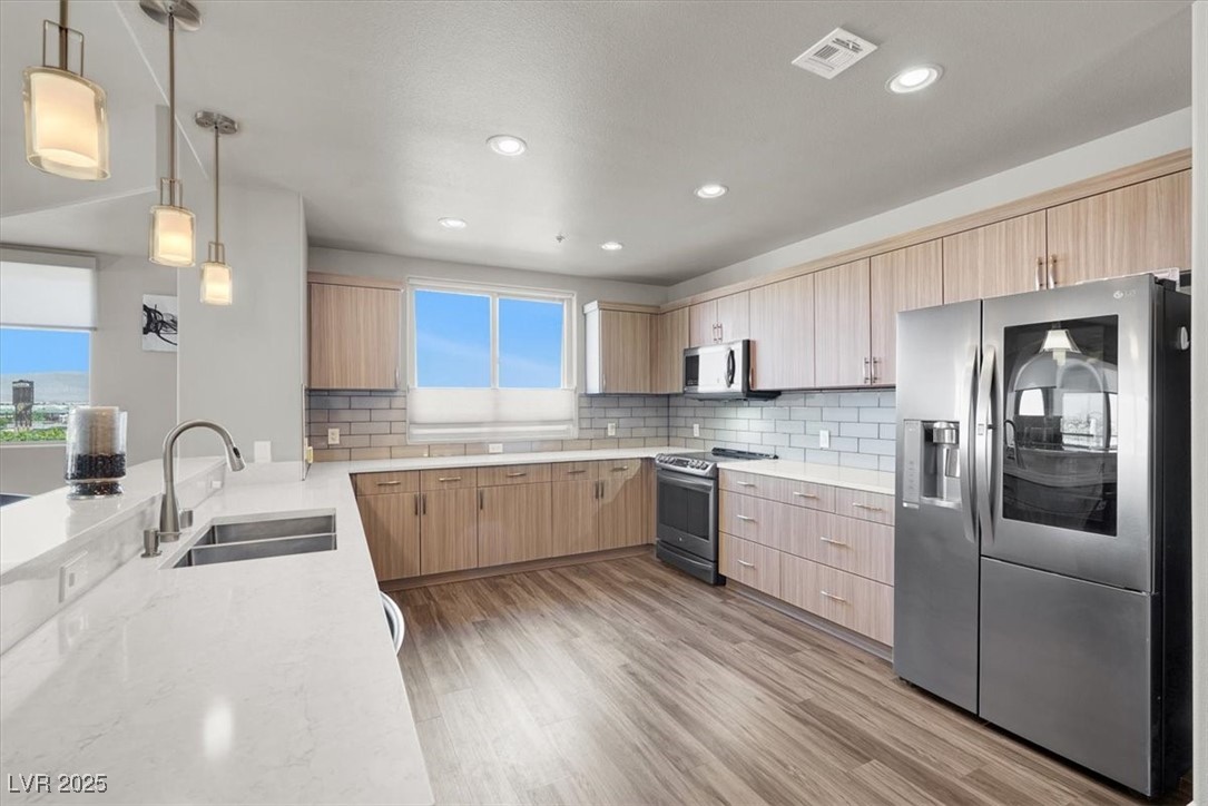 8255 Las Vegas Boulevard 722