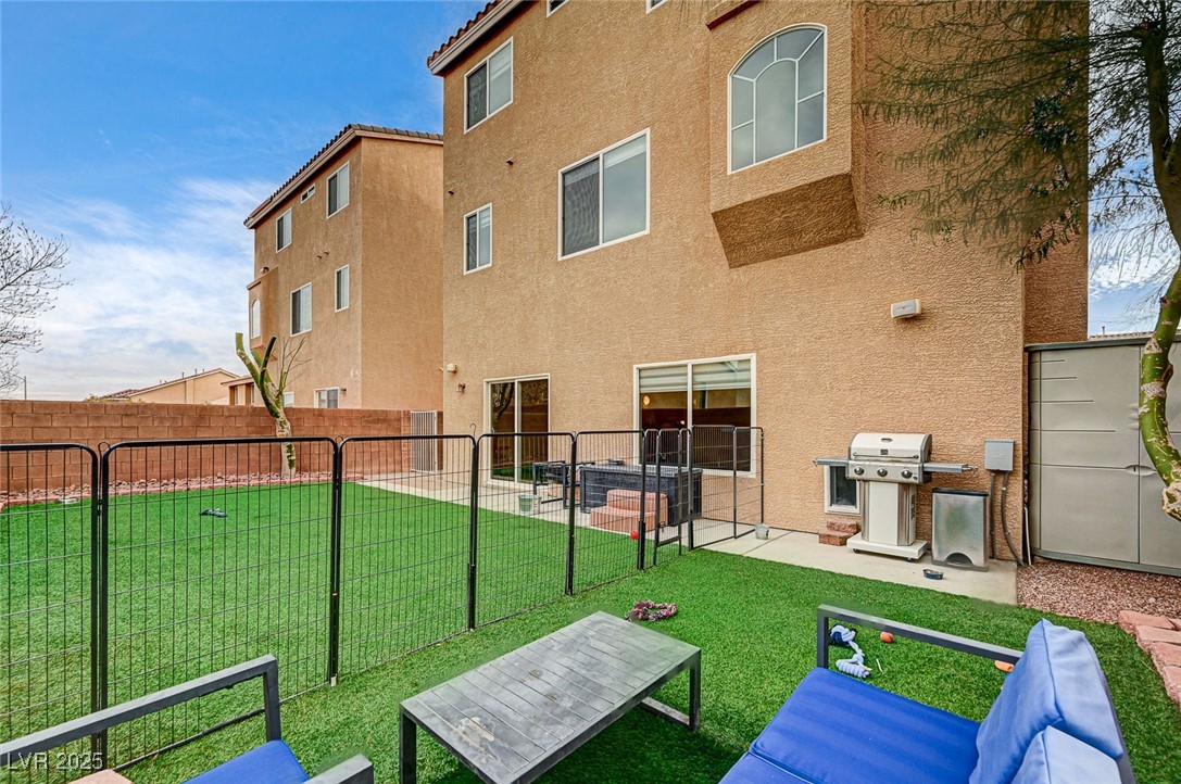 Las Vegas, Nevada 89139, United States, 3 Bedrooms Bedrooms, ,3 BathroomsBathrooms,Residential,Active,316