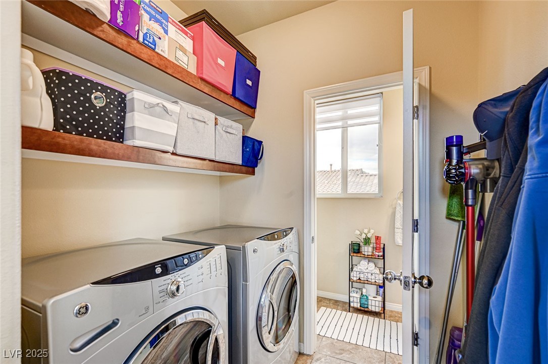 Las Vegas, Nevada 89139, United States, 3 Bedrooms Bedrooms, ,3 BathroomsBathrooms,Residential,Active,316