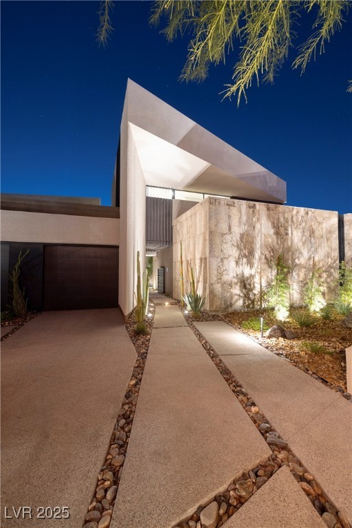 810 Dragons Eye Drive