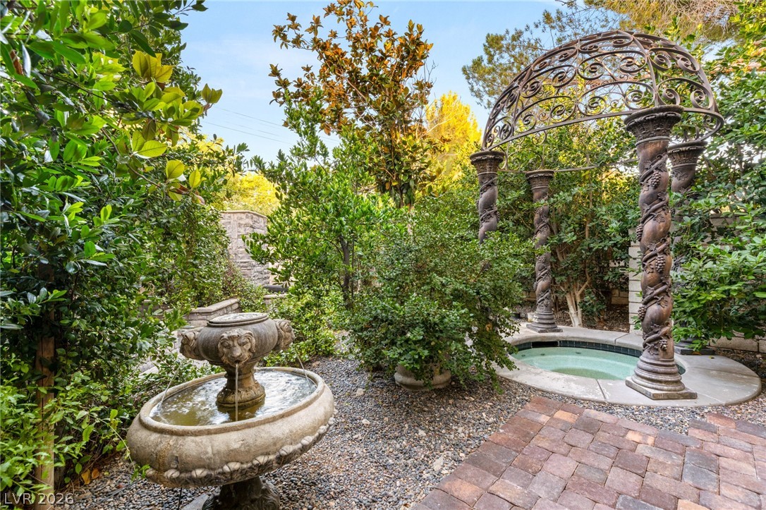 3001 Astoria Pines Circle