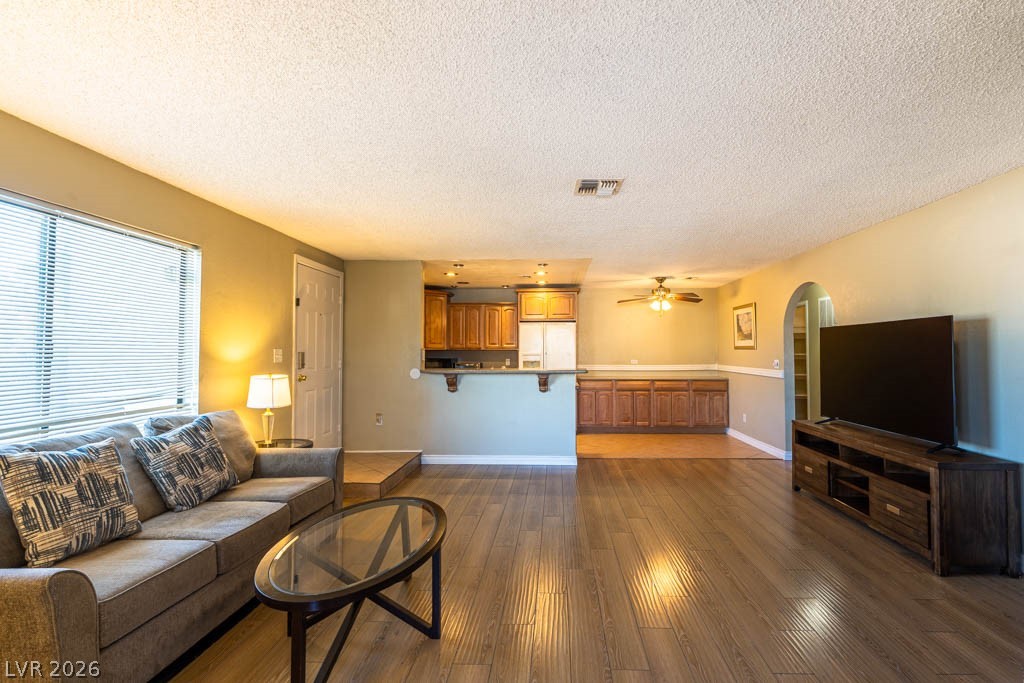 1400 Santa Margarita Street B