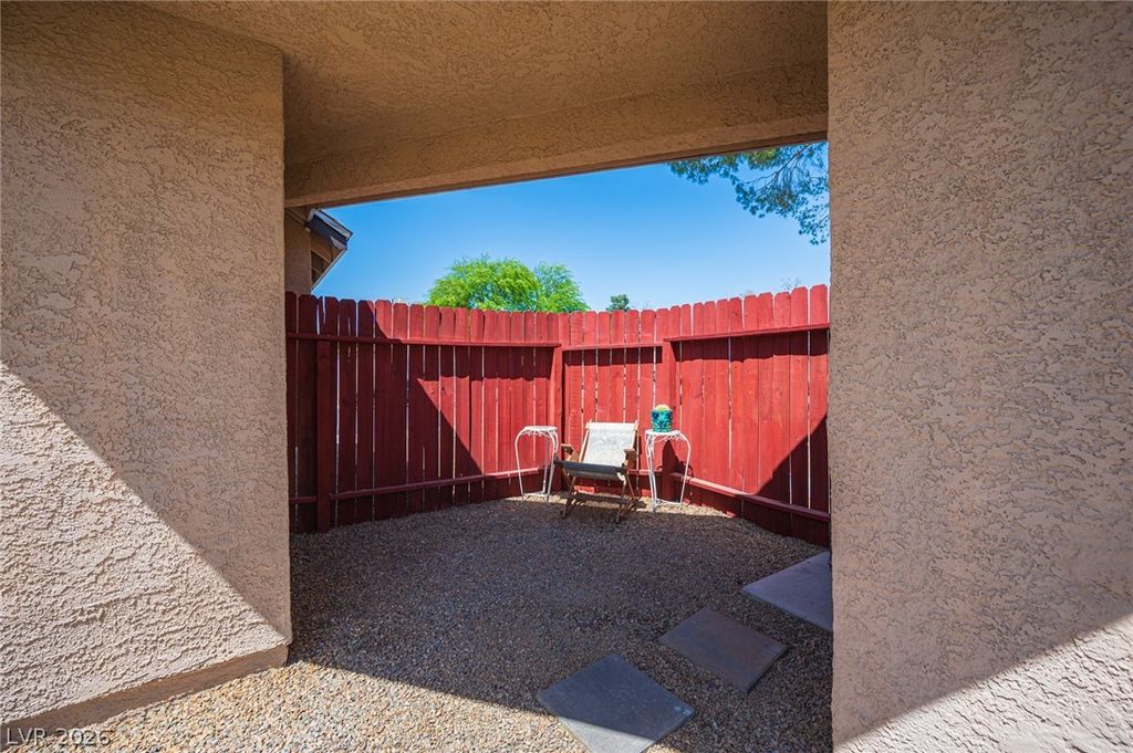 Photo of 313 Oakford Street, Las Vegas, NV 89110 (MLS # 2775770)