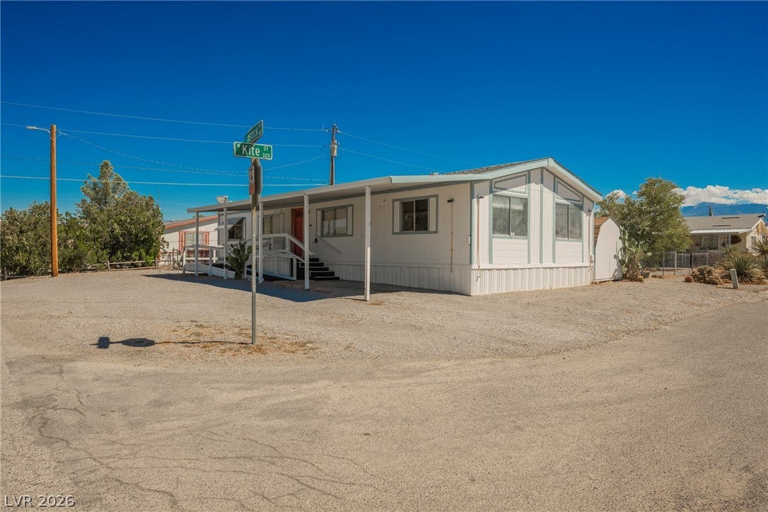 320 Kite Street