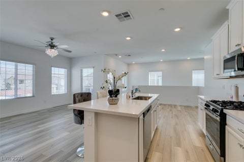 Townhouse For Sale - 7312 N Decatur Boulevard #6<br/> North Las Vegas, NV 89131