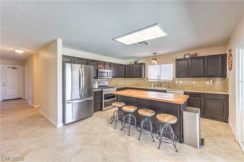 Tiny photo for 33 TRAILSIDE Court, Henderson, NV 89012 (MLS # 2796551)