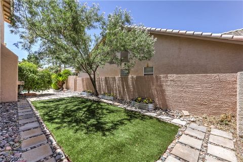 Tiny photo for 33 TRAILSIDE Court, Henderson, NV 89012 (MLS # 2796551)
