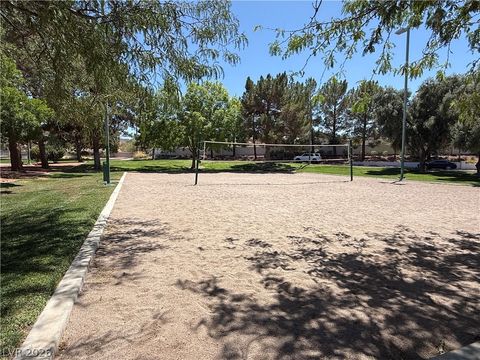 Tiny photo for 33 TRAILSIDE Court, Henderson, NV 89012 (MLS # 2796551)